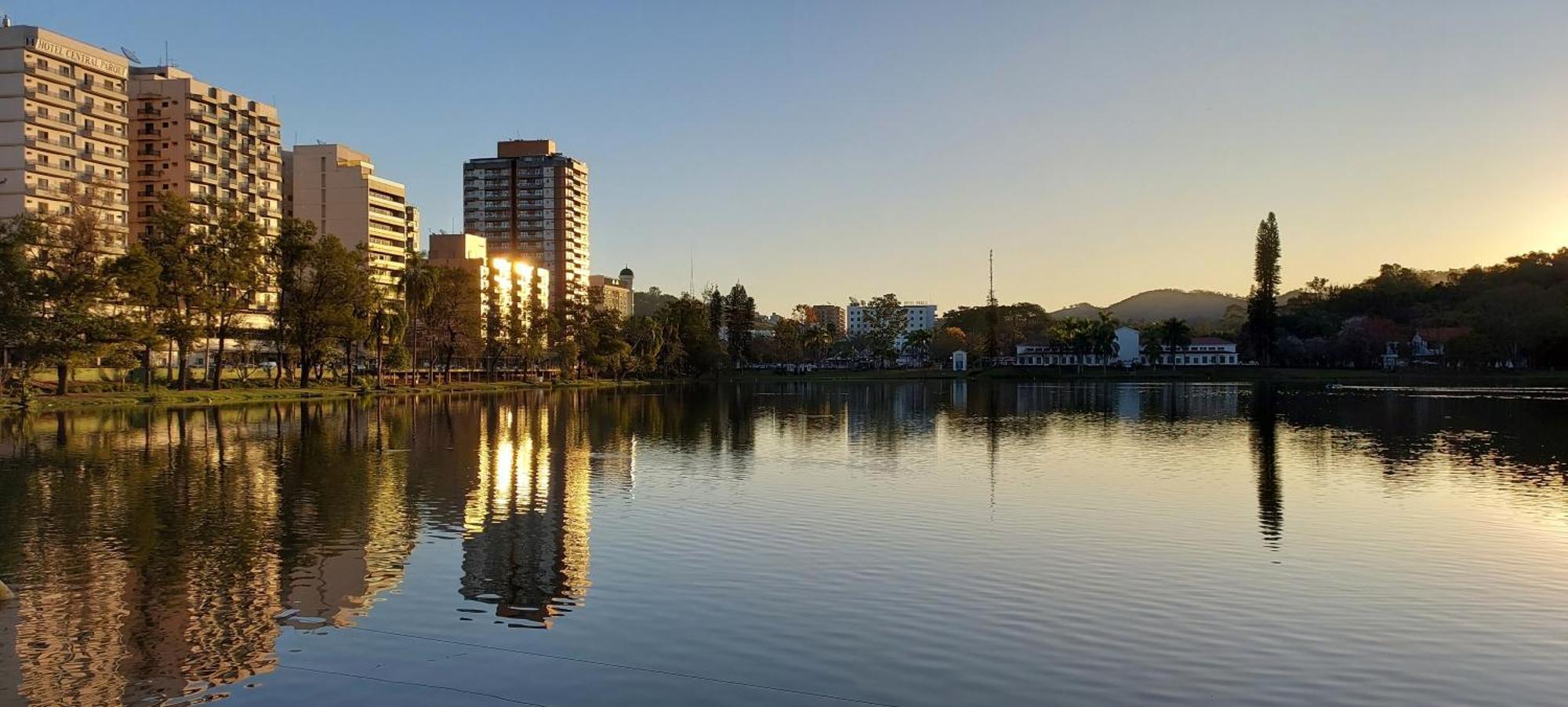 Casa Proxima Ao Parque Aguas *